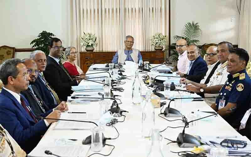 গভীর সমুদ্র ও প্রাণিসম্পদ খাতে আধুনিকায়নে প্রধান উপদেষ্টার আহ্বান