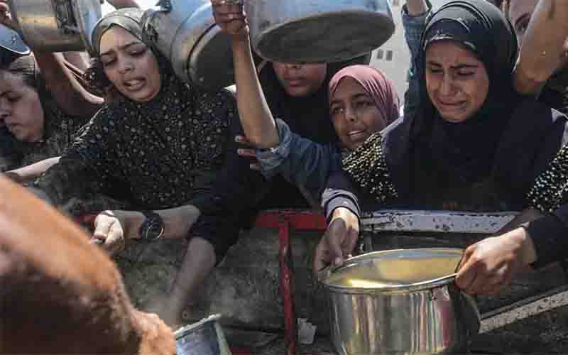 ইসরায়েলের বিরুদ্ধে শতাধিক মানবিক সংস্থার তীব্র প্রতিবাদ