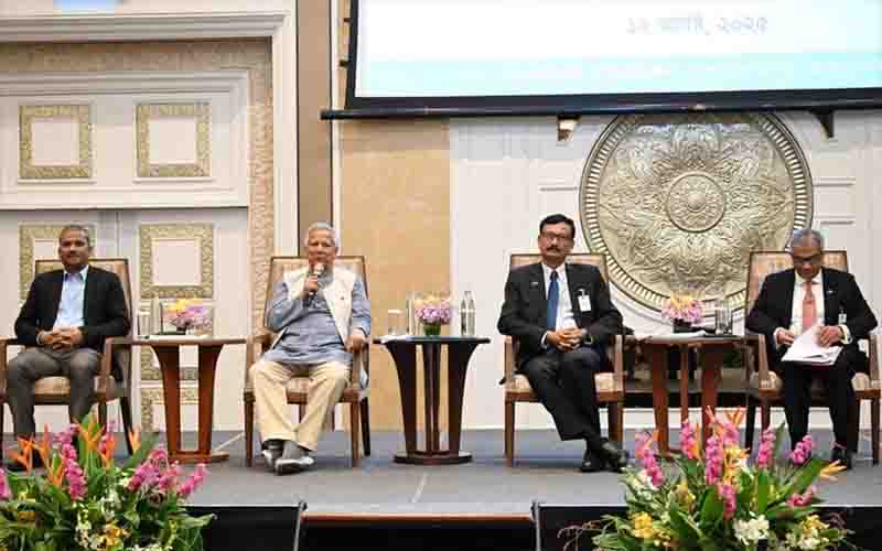 প্রবাসীদের ভোটাধিকার নিশ্চিতের প্রতিশ্রুতি প্রধান উপদেষ্টার