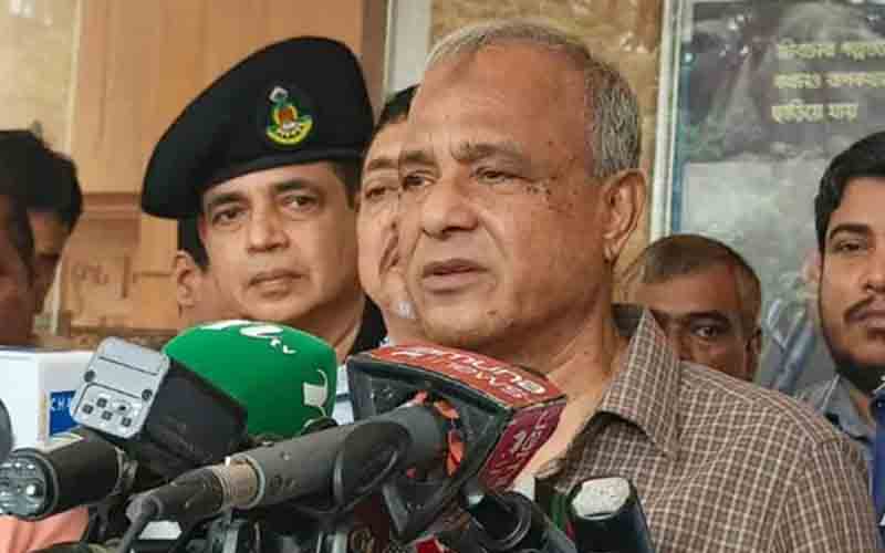 পুলিশকে নিরপেক্ষ ভূমিকা পালনের আহ্বান স্বরাষ্ট্র উপদেষ্টা মো. জাহাঙ্গীর আলম।