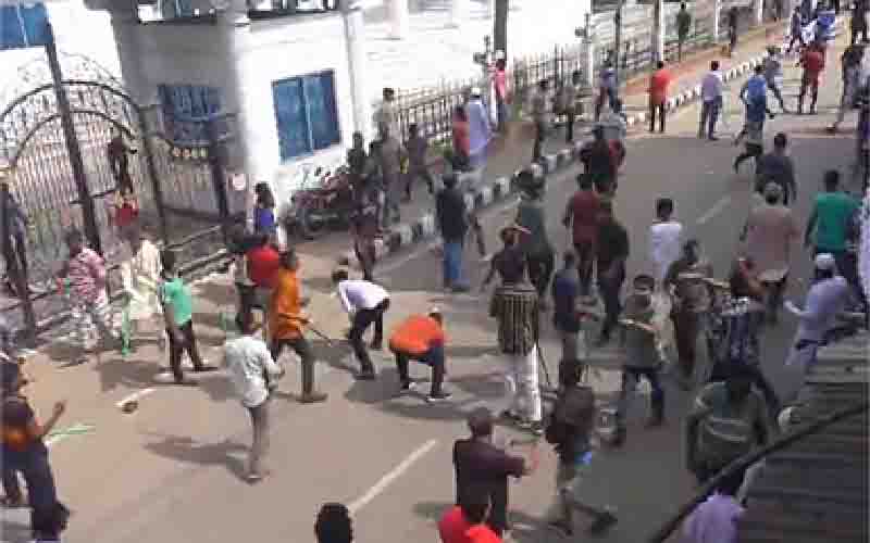 ভোলায় বিএনপি–বিজেপি দুই দলের সংঘর্ষ