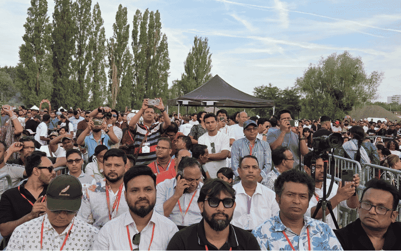 ফ্রাঙ্কো-বাংলা সামার মঞ্চ মাতালেন জেমস-রাহুল আনন্দ