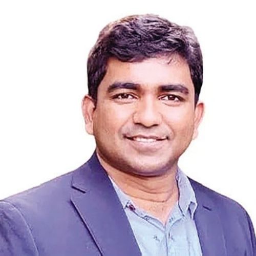 তালহা জুবাইর দুটি প্রজেক্টের পদ রক্ষায় মরিয়া তালহা জুবাইর মাসরুর